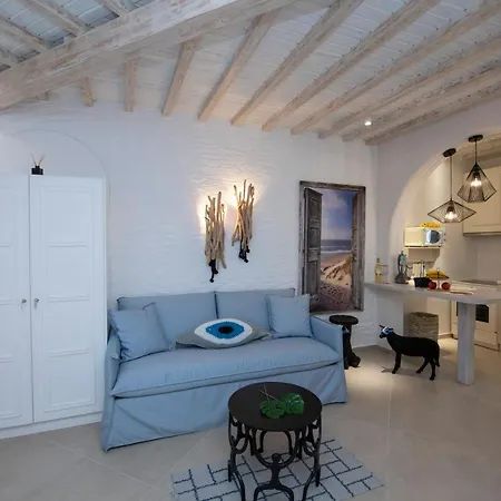 Rosemary Suites And More.... Mykonos Town