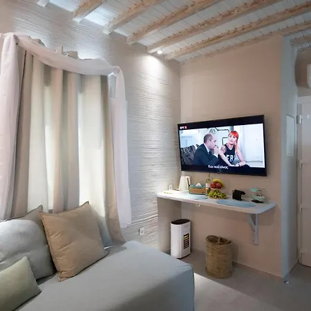 Rosemary Suites And More.... * Mykonos Town